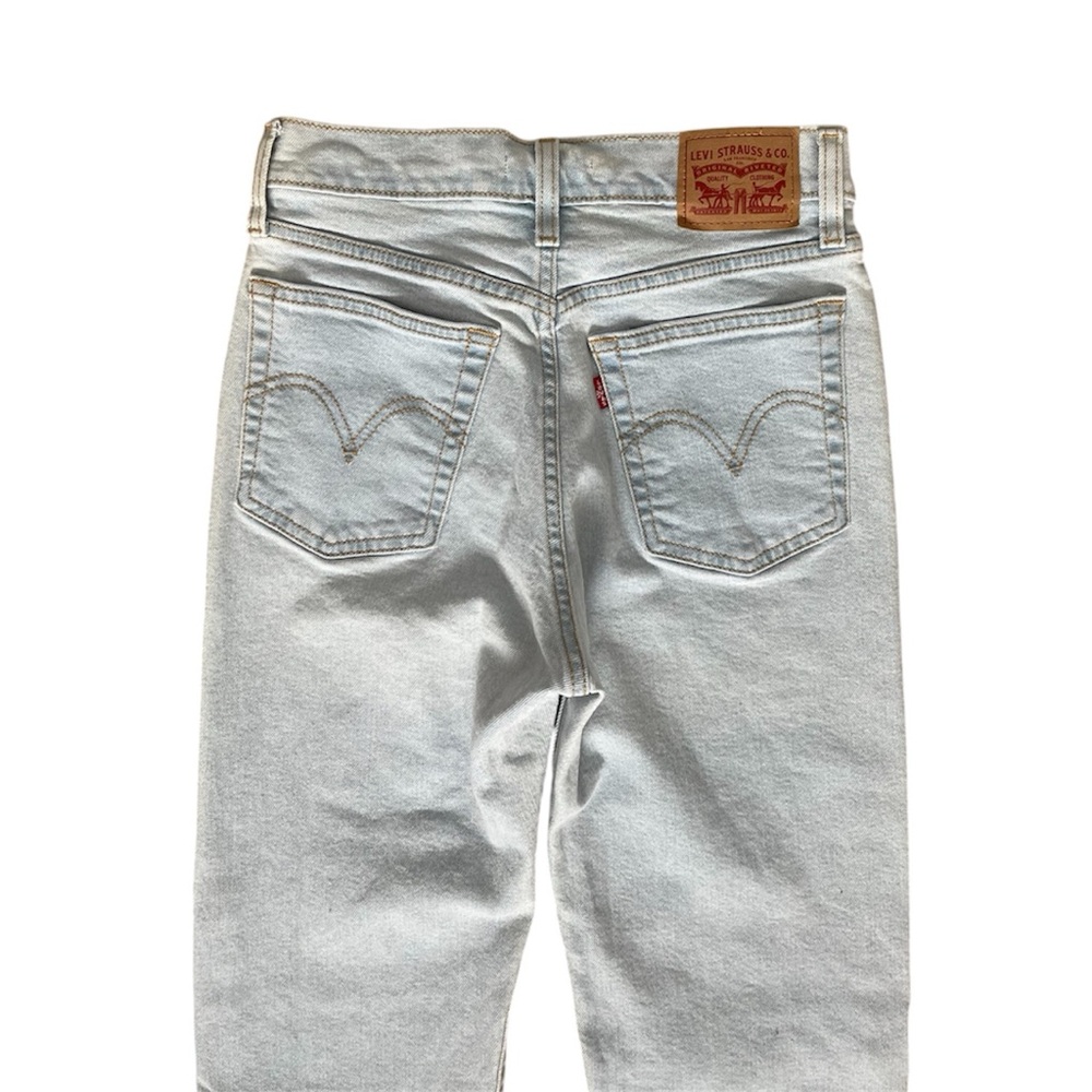 Levi’s WEDGIE STRAIGHT FIT - Picture 4 of 4